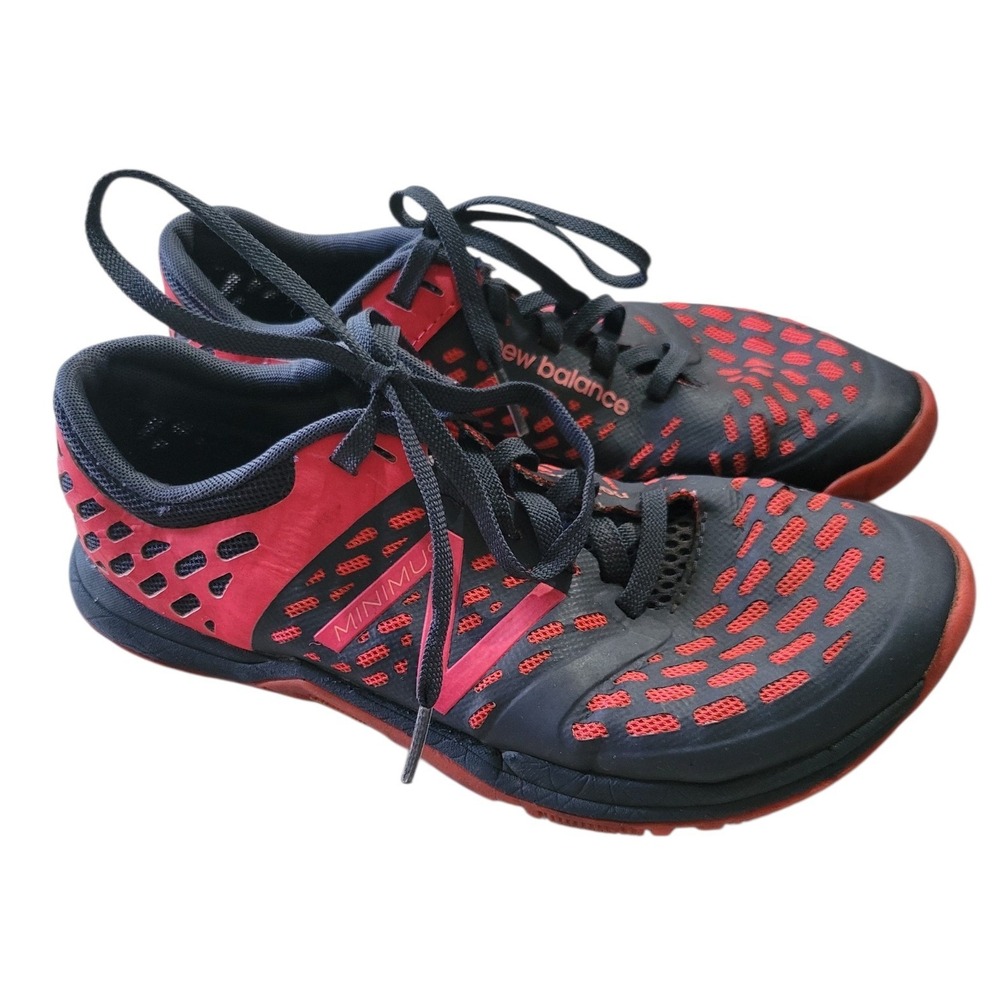 New Balance Minimus WX20BC4 Womens 6 Black Red Vibram Cross Training Shoes